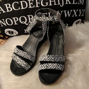 Croc Brand Leigh Wedge Sandals